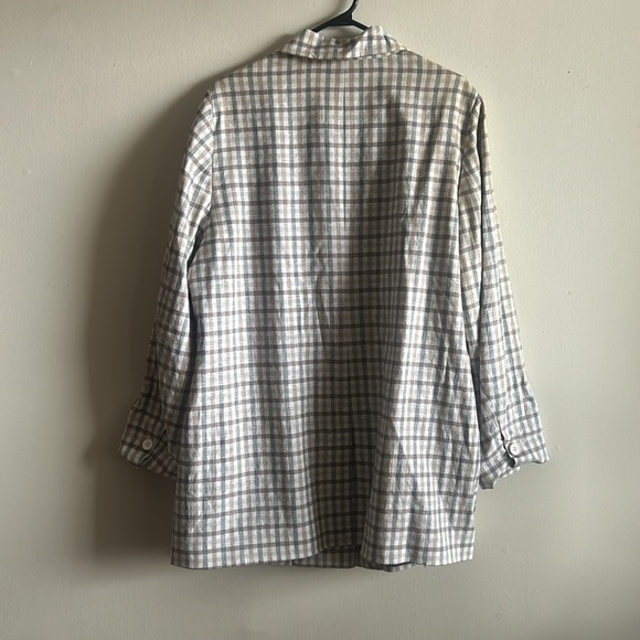 Multi- Colored Plaid Blazer - Picture 2 of 3